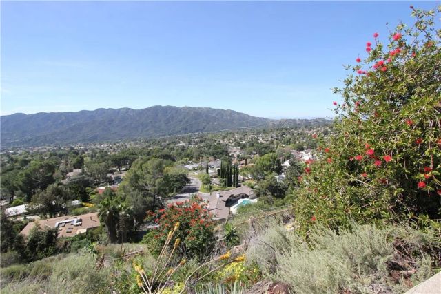 2914 Hopeton, La Crescenta, CA 91214