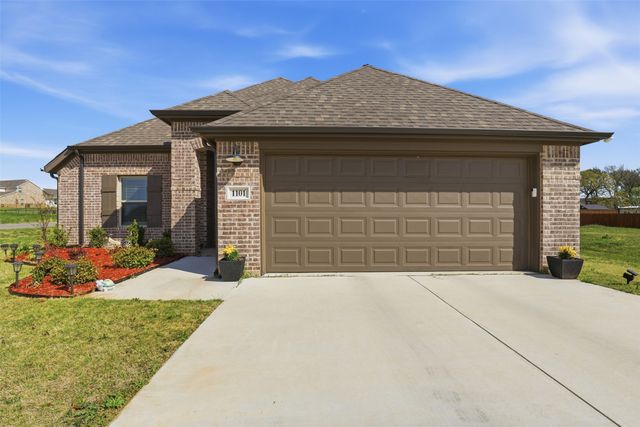 1101 Springfield Road, Springtown, TX 76082