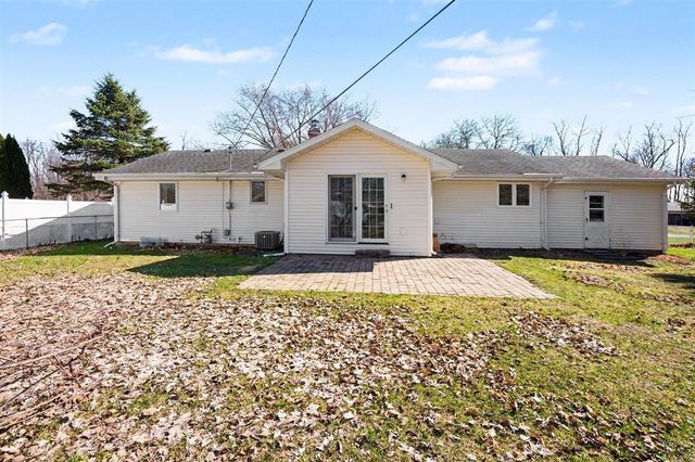 349 E Washington Street, Berrien Springs, MI 49103