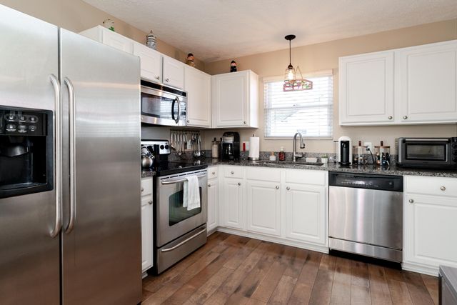 145 Feathertip Lane, Lewis Center, OH 43035