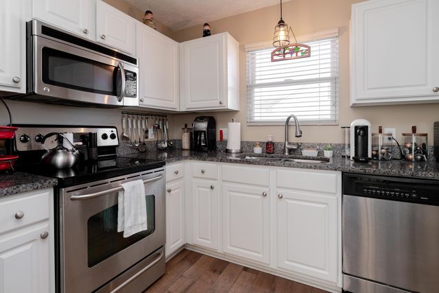 145 Feathertip Lane, Lewis Center, OH 43035