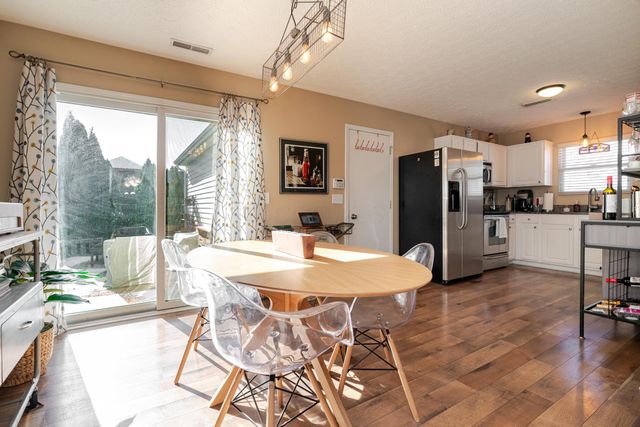 145 Feathertip Lane, Lewis Center, OH 43035