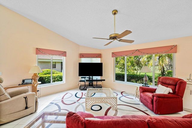 10215 Boca Woods Lane, Boca Raton, FL 33428