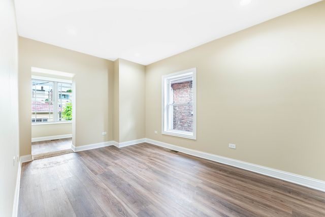 2234 Gunderson Avenue, Berwyn, IL 60402
