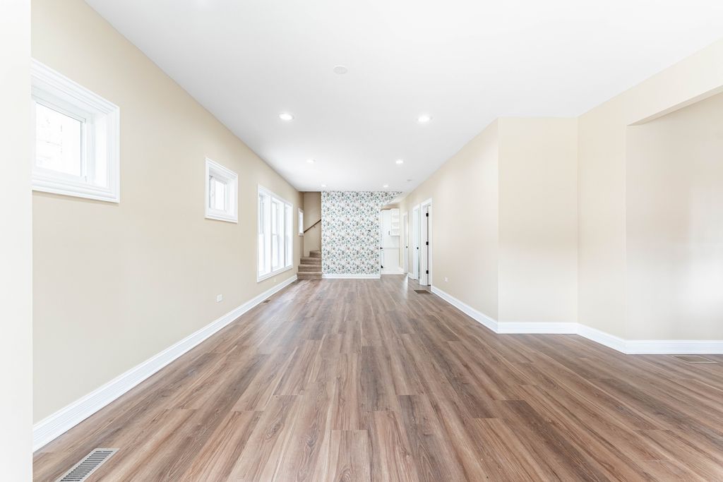 2234 Gunderson Avenue, Berwyn, IL 60402 — photo 3