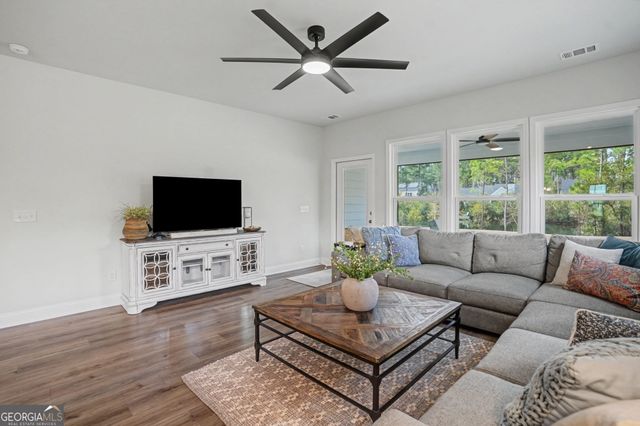 289 Heron Creek Drive, Richmond Hill, GA 31324