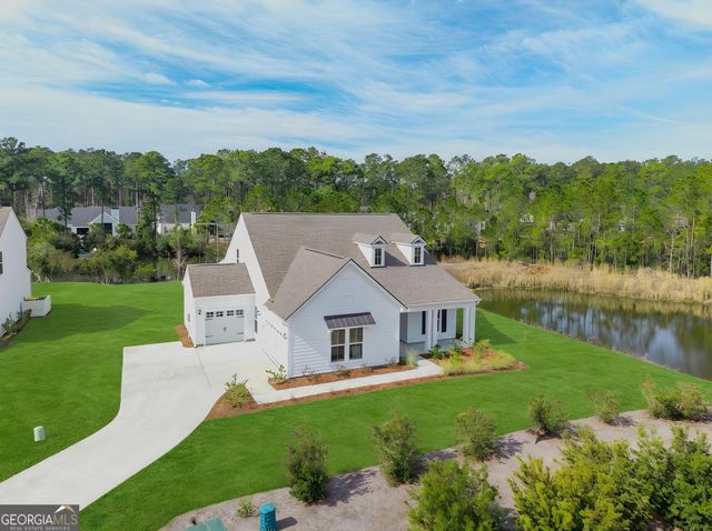 289 Heron Creek Drive, Richmond Hill, GA 31324