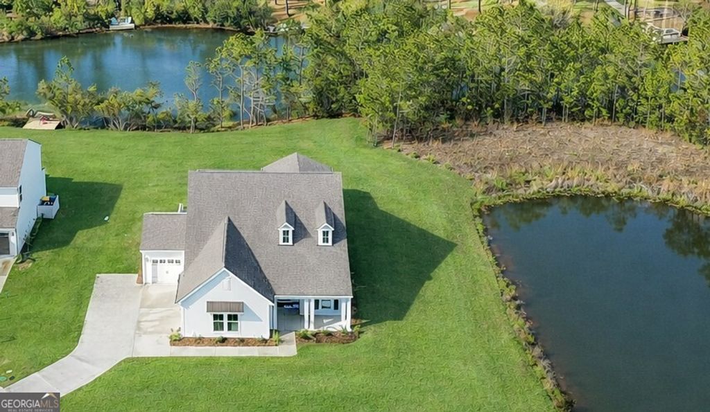 289 Heron Creek Drive, Richmond Hill, GA 31324