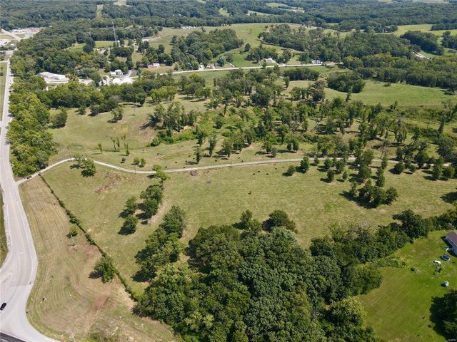 73 New London Gravel Road, Hannibal, MO 63401