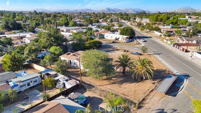 27987 Jefferson, Menifee, CA 92585