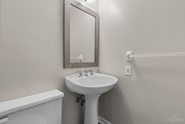 1207 Isis Avenue, Cincinnati, OH 45208