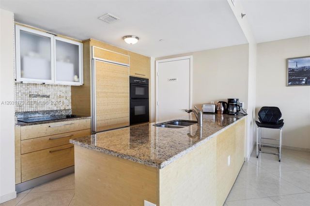 1830 S Ocean Drive 907, Hallandale Beach, FL 33009