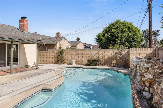 2074 S Gail Lane, Anaheim, CA 92802