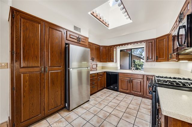 2074 S Gail Lane, Anaheim, CA 92802
