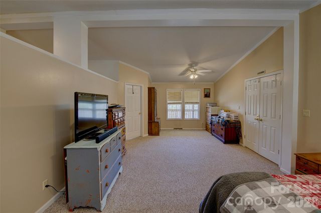 3 Altapass Trail, Spruce Pine, NC 28777