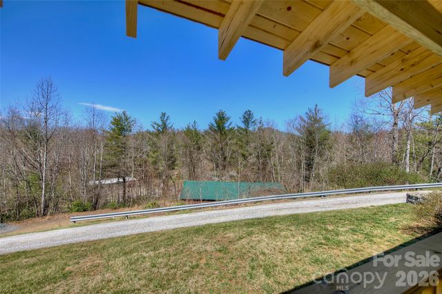 3 Altapass Trail, Spruce Pine, NC 28777