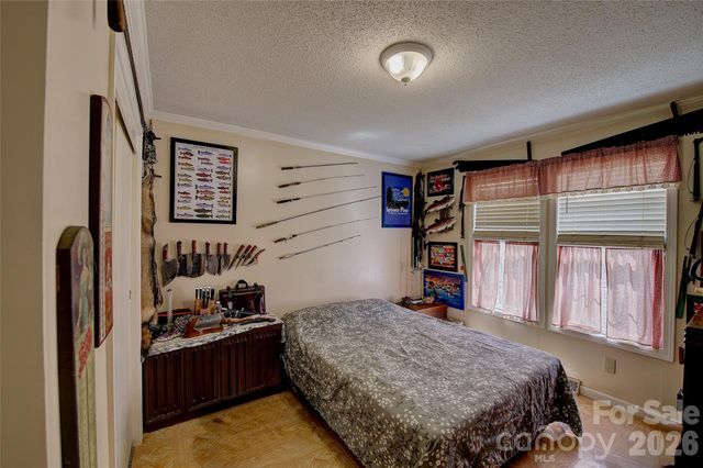 3 Altapass Trail, Spruce Pine, NC 28777