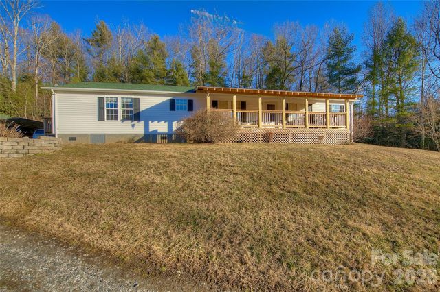 3 Altapass Trail, Spruce Pine, NC 28777