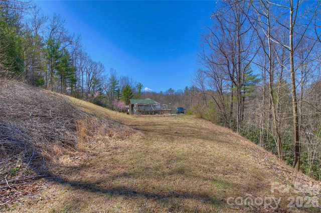 3 Altapass Trail, Spruce Pine, NC 28777