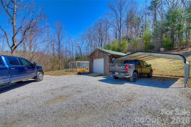 3 Altapass Trail, Spruce Pine, NC 28777