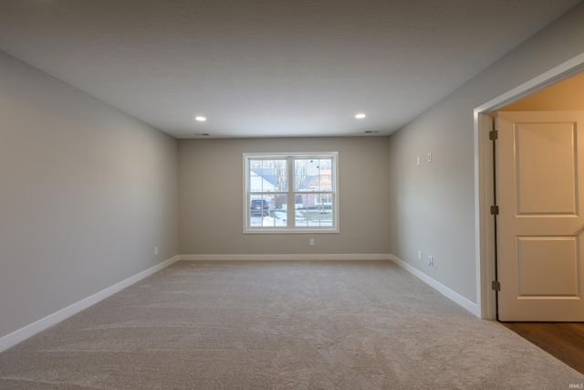 2805 W Preserve Lane, Muncie, IN 47304