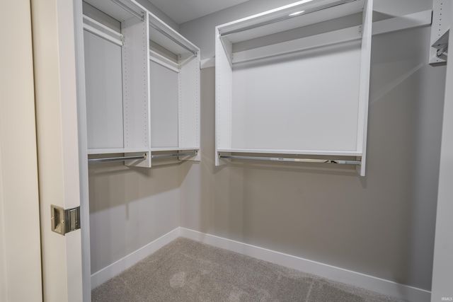 2805 W Preserve Lane, Muncie, IN 47304
