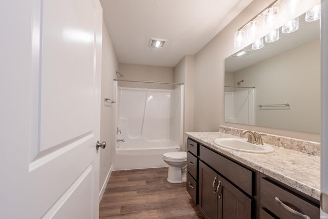 2805 W Preserve Lane, Muncie, IN 47304