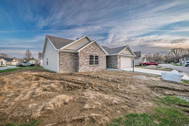 2805 W Preserve Lane, Muncie, IN 47304