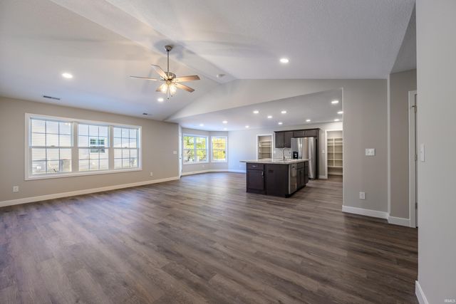 2805 W Preserve Lane, Muncie, IN 47304