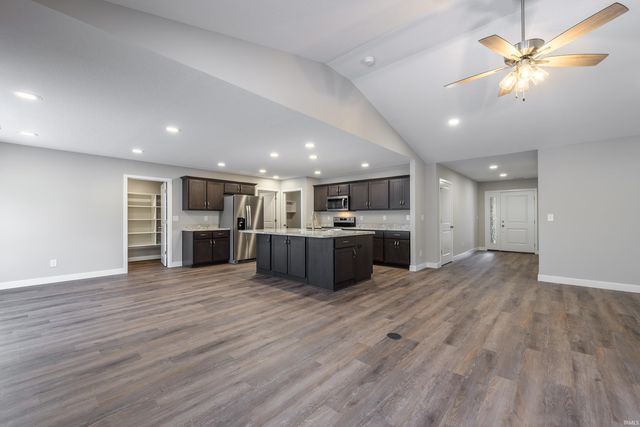 2805 W Preserve Lane, Muncie, IN 47304