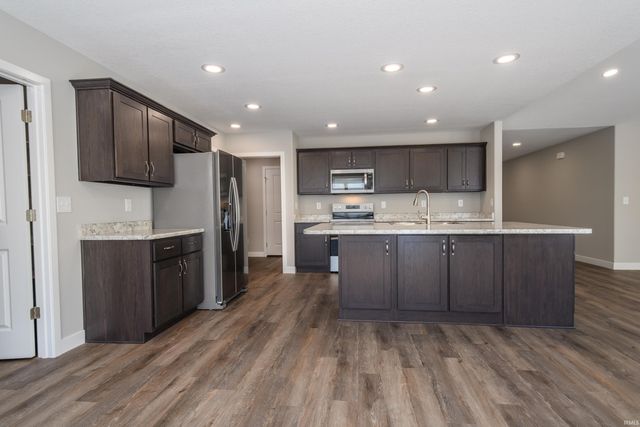 2805 W Preserve Lane, Muncie, IN 47304