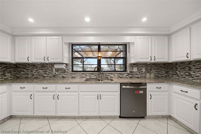 111 Murray Court NW, Lake Placid, FL 33852