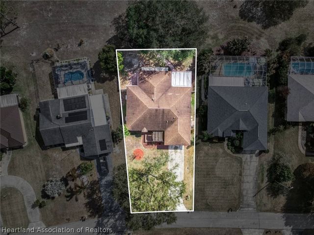 111 Murray Court NW, Lake Placid, FL 33852