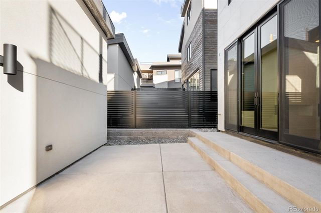 407 Madison Street, Denver, CO 80206