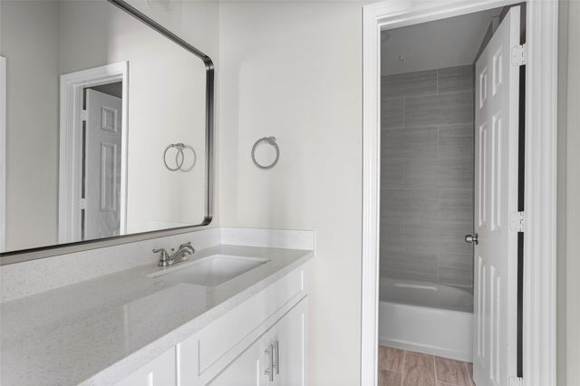 9707 Richmond Avenue 73, Houston, TX 77042