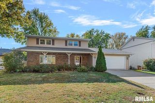 734 EVERGREEN Drive, Chatham, IL 62629