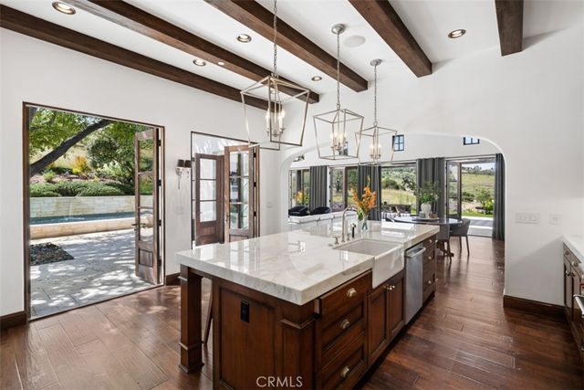 25 Golden Eagle, Irvine, CA 92603