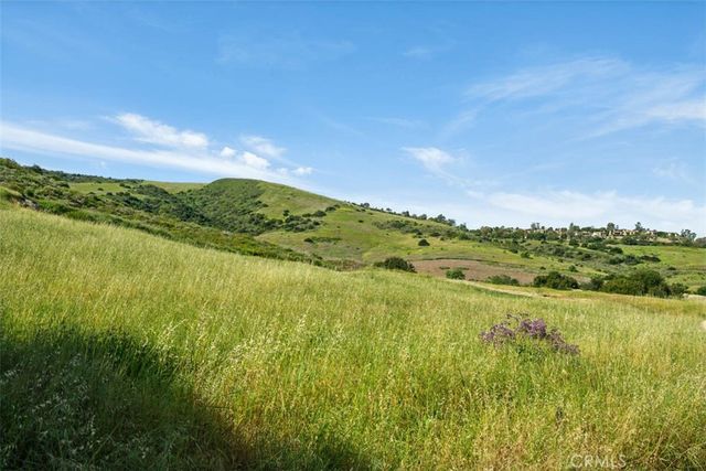 25 Golden Eagle, Irvine, CA 92603