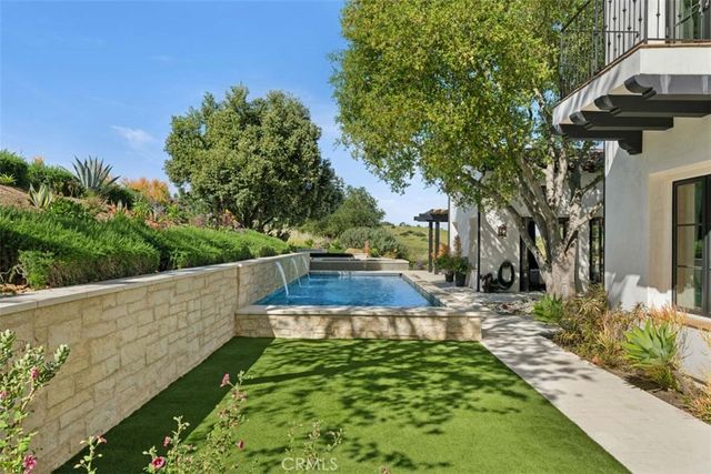 25 Golden Eagle, Irvine, CA 92603