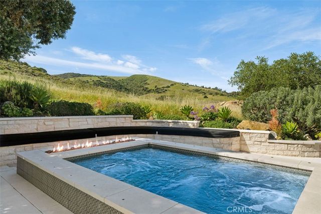 25 Golden Eagle, Irvine, CA 92603