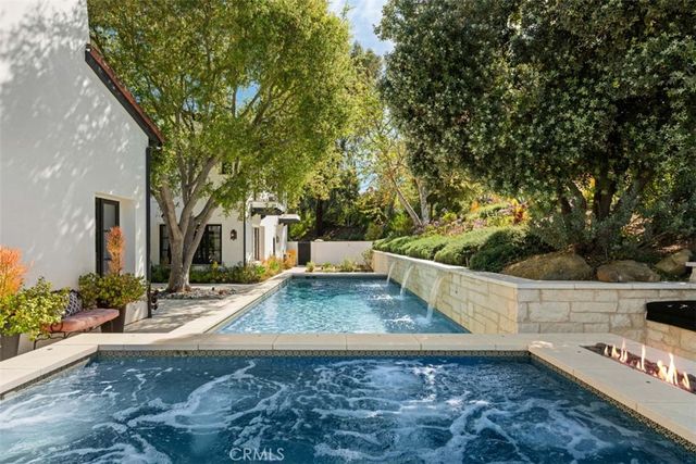 25 Golden Eagle, Irvine, CA 92603