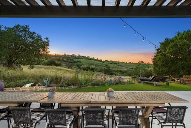 25 Golden Eagle, Irvine, CA 92603
