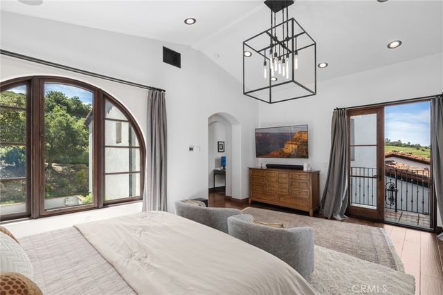 25 Golden Eagle, Irvine, CA 92603