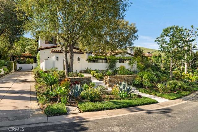25 Golden Eagle, Irvine, CA 92603