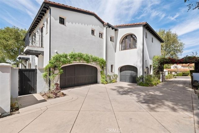 25 Golden Eagle, Irvine, CA 92603