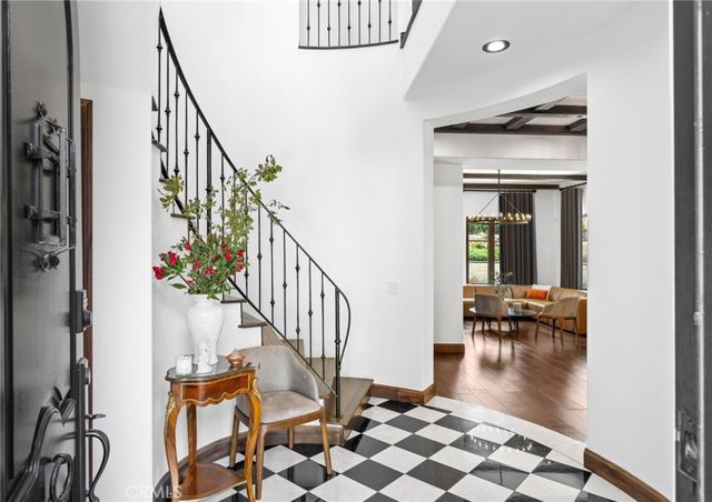 25 Golden Eagle, Irvine, CA 92603