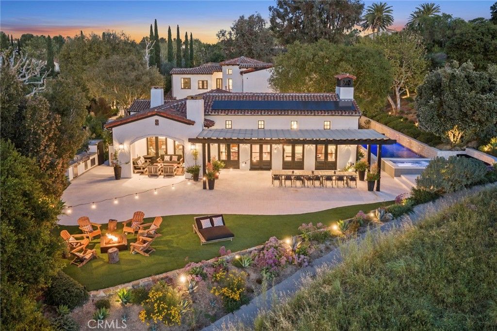 Image 2 of property listing at 25 Golden Eagle, Irvine, CA 92603