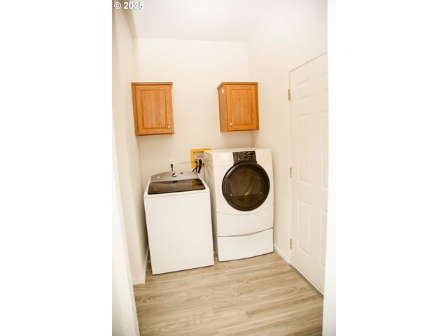 28 S GEE CREEK Loop, Ridgefield, WA 98642