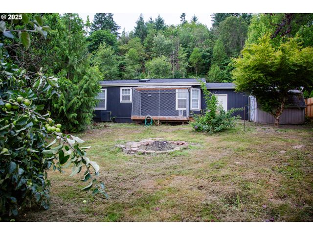 28 S GEE CREEK Loop, Ridgefield, WA 98642