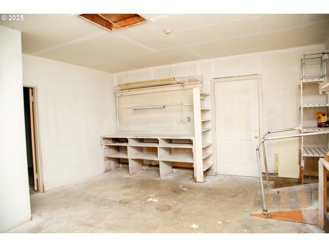 28 S GEE CREEK Loop, Ridgefield, WA 98642